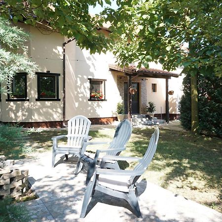 Villa Hanna'S Garden - Mintia Exterior photo